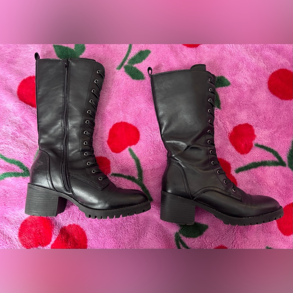 Bamboo - Lace Up Boots - Picture 5 of 10